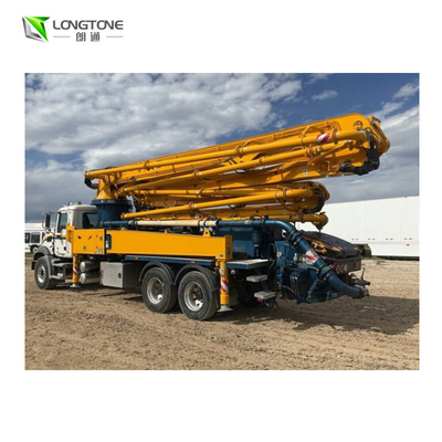 Used 25T Truck Concrete Pump With Max. Delivery Height 24 - 36 M Oil Tank Capacity 320L
